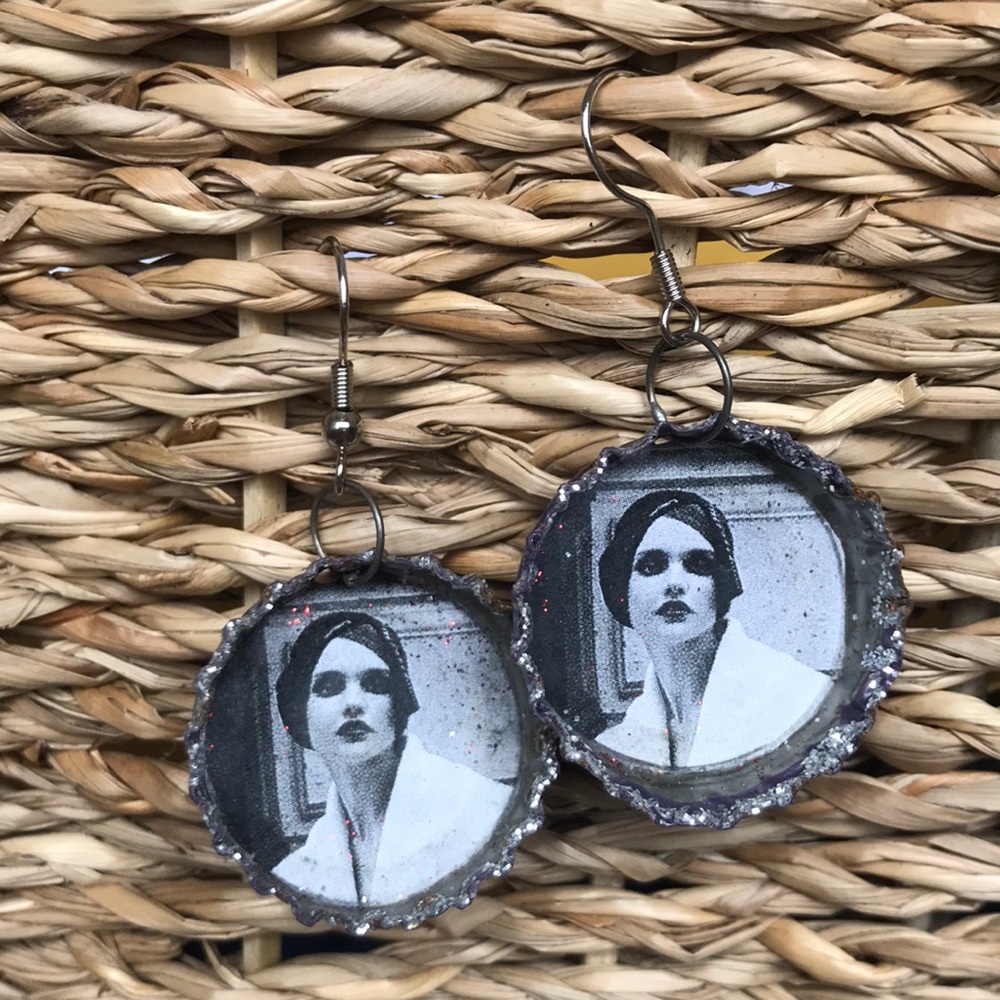 Eco friendly! Handmade bottle cap earrings